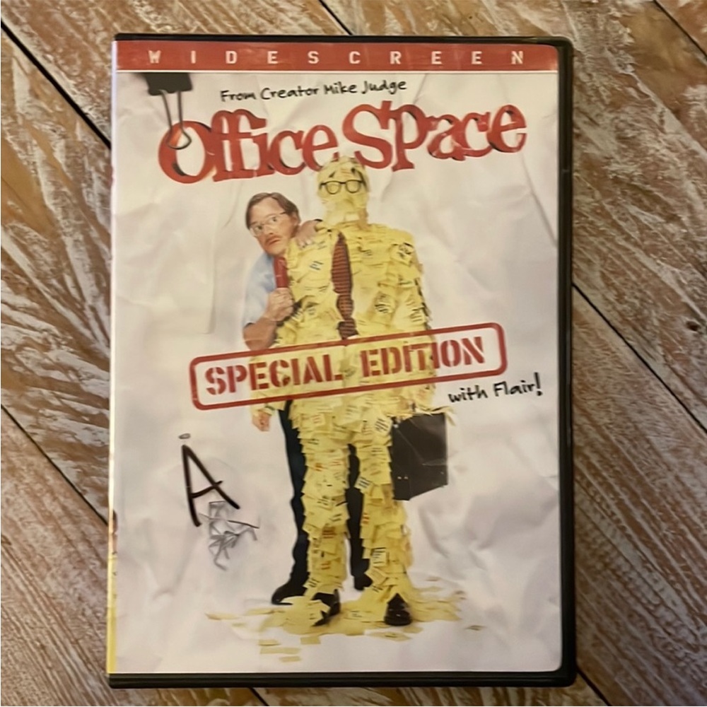 3/$15 u pick dvds📀or 1 for $9~ Office Space